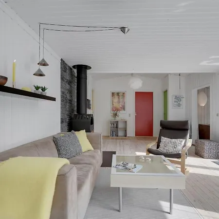 Mainio - 800m From The Sea In Ne Jutland By Interhome * Hals