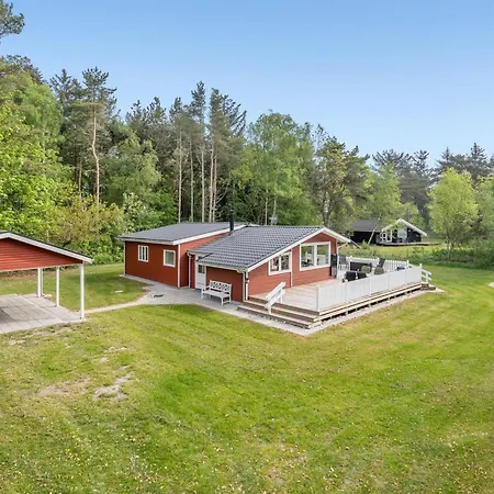 Mainio - 800m From The Sea By Interhome Feriehus Hals